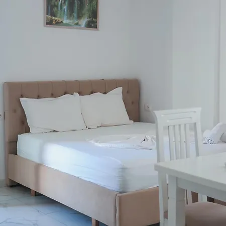 Ebis Hotel Shëngjin